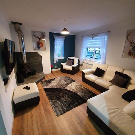 Fort William Lovely Flat Central Location Exterior photo